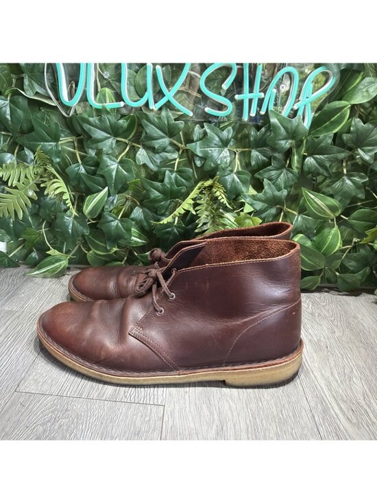 Clarks Originals  Bushacre 3 mens Brown Size 11.5 Chukka Boots